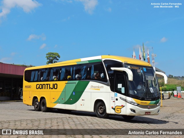 Empresa Gontijo de Transportes 19580 na cidade de João Monlevade, Minas Gerais, Brasil, por Antonio Carlos Fernandes. Número da foto: #11144094.