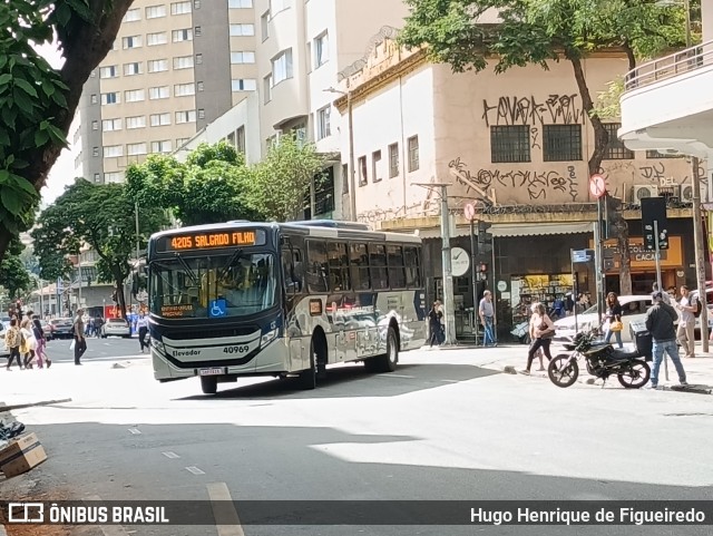 Urca Auto Ônibus 40969 na cidade de Belo Horizonte, Minas Gerais, Brasil, por Hugo Henrique de Figueiredo. Número da foto: #11148913.