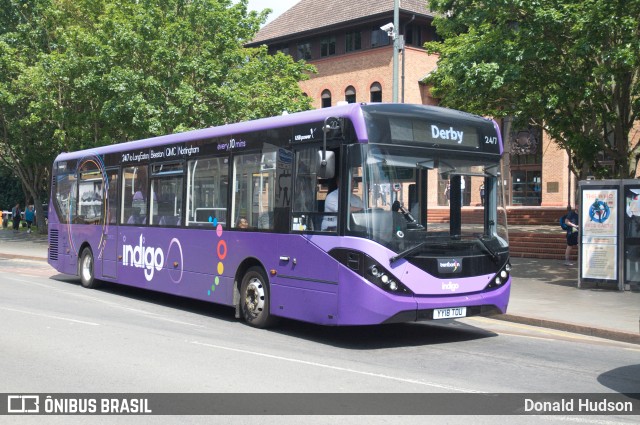 Trentbarton 204 na cidade de Derby, Derbyshire, Inglaterra, por Donald Hudson. ID da foto: 11152333.