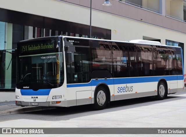 Seebus 266 na cidade de Rorschach, St. Gallen, Suíça, por Tôni Cristian. Número da foto: #11152575.