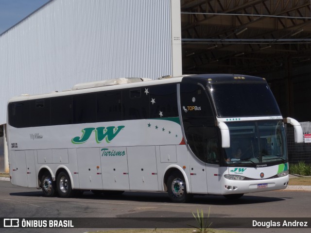 JW Turismo 2012 na cidade de Goiânia, Goiás, Brasil, por Douglas Andrez. ID da foto: 11152863.