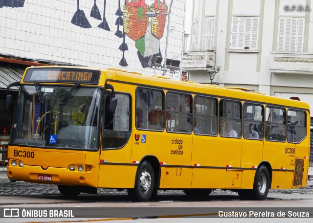 Transporte Coletivo Glória BC300 na cidade de Curitiba, Paraná, Brasil, por Gustavo Pereira de Souza. Número da foto: #11151418.