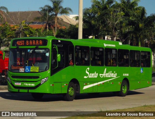 Transportes Santo Antônio RJ 161.185 na cidade de Rio de Janeiro, Rio de Janeiro, Brasil, por Leandro de Sousa Barbosa. ID da foto: 11151948.