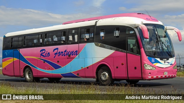 Autotransportes San José a Venecia RíO FORTUNA na cidade de Alajuela, Alajuela, Costa Rica, por Andrés Martínez Rodríguez. Número da foto: #11154292.
