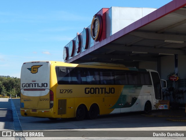 Empresa Gontijo de Transportes 12795 na cidade de São Sebastião da Bela Vista, Minas Gerais, Brasil, por Danilo Danibus. ID da foto: 11154226.