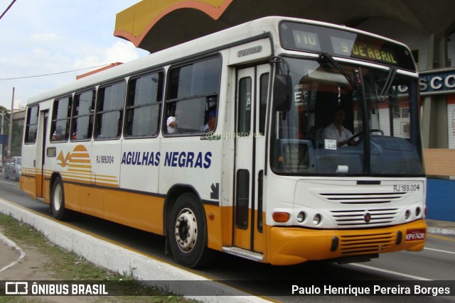 Viação Agulhas Negras RJ 169.004 na cidade de Volta Redonda, Rio de Janeiro, Brasil, por Paulo Henrique Pereira Borges. Número da foto: #11157210.