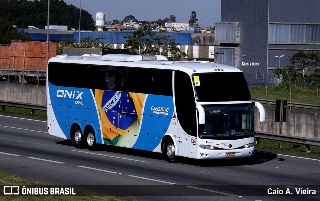 Onix Turismo 138 na cidade de Barueri, São Paulo, Brasil, por Caio A. Vieira. Número da foto: #11156890.