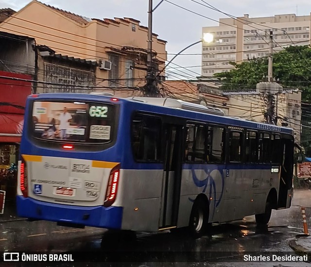 Viação Vila Real B11704 na cidade de Rio de Janeiro, Rio de Janeiro, Brasil, por Sharles Desiderati. Número da foto: #11156787.