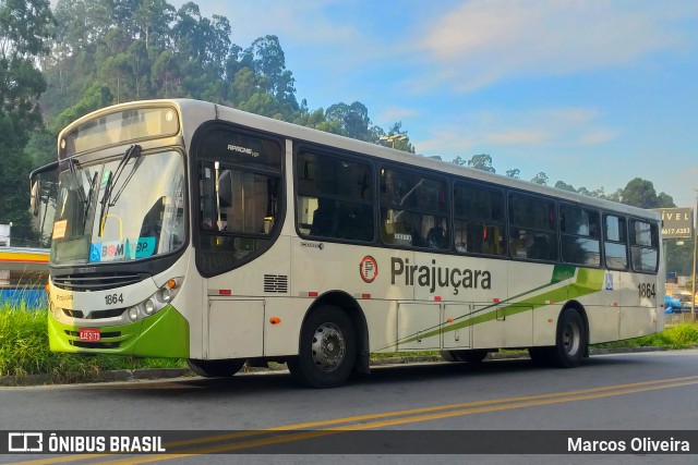 Viação Pirajuçara 1864 na cidade de Taboão da Serra, São Paulo, Brasil, por Marcos Oliveira. Número da foto: #11156940.