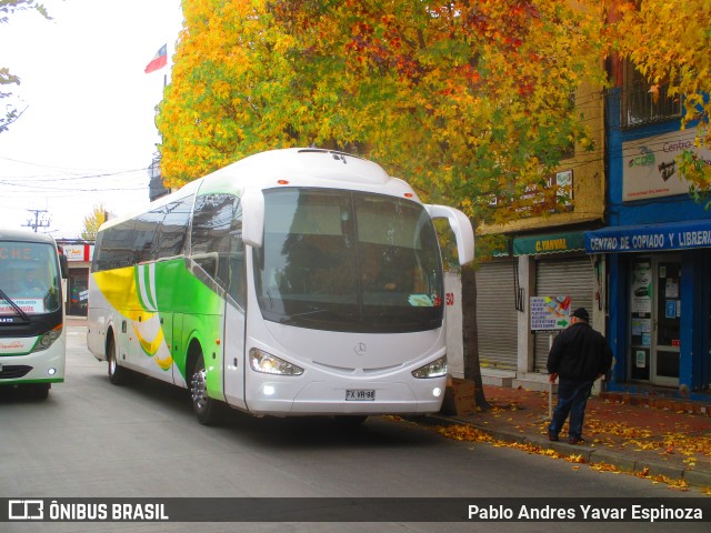 Ônibus Particulares 98 na cidade de Santa Cruz, Colchagua, Libertador General Bernardo O'Higgins, Chile, por Pablo Andres Yavar Espinoza. Número da foto: #11160791.