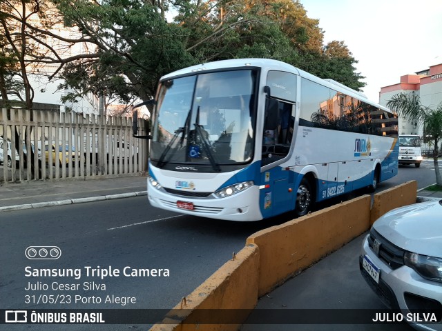 Sinval Transportes 15 na cidade de Porto Alegre, Rio Grande do Sul, Brasil, por JULIO SILVA. Número da foto: #11160331.