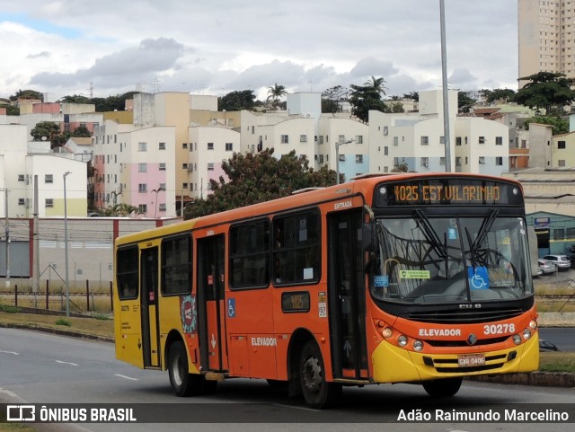 Expresso Luziense > Territorial Com. Part. e Empreendimentos 30278 na cidade de Belo Horizonte, Minas Gerais, Brasil, por Adão Raimundo Marcelino. ID da foto: 11160793.