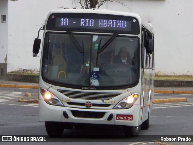 JTU - Jacareí Transporte Urbano 2.540 na cidade de Jacareí, São Paulo, Brasil, por Robson Prado. Número da foto: #11159094.