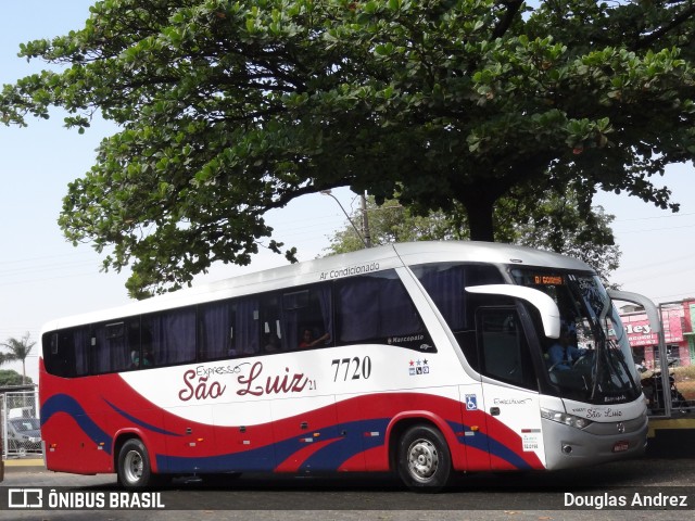 Expresso São Luiz 7720 na cidade de Goiânia, Goiás, Brasil, por Douglas Andrez. Número da foto: #11095445.