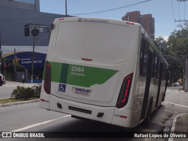 Empresa de Ônibus Vila Galvão 2384 na cidade de Guarulhos, São Paulo, Brasil, por Rafael Lopes de Oliveira. Número da foto: #11096415.
