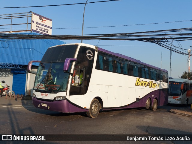 Berr-Tur 57 na cidade de Estación Central, Santiago, Metropolitana de Santiago, Chile, por Benjamín Tomás Lazo Acuña. Número da foto: #11103618.