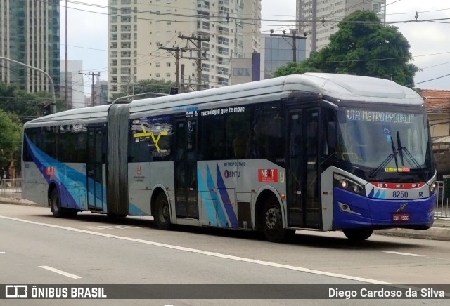 Next Mobilidade - ABC Sistema de Transporte 8250 na cidade de São Paulo, São Paulo, Brasil, por Diego Cardoso da Silva. Número da foto: #11102467.
