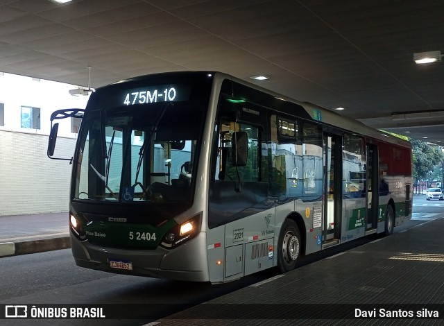 Via Sudeste Transportes S.A. 5 2404 na cidade de São Paulo, São Paulo, Brasil, por Davi Santos Silva. Número da foto: #11185009.