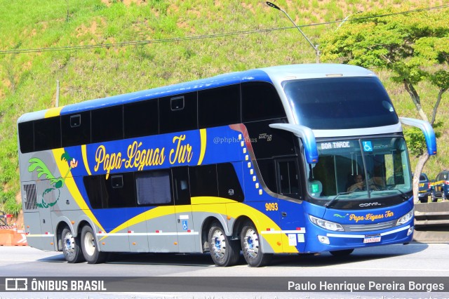Papa-Léguas Tur 9093 na cidade de Piraí, Rio de Janeiro, Brasil, por Paulo Henrique Pereira Borges. Número da foto: #11190073.