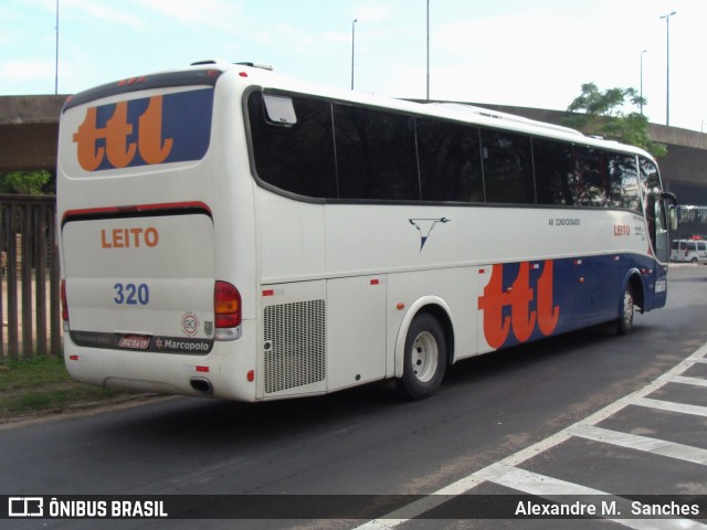 TTL Transporte Turismo 320 na cidade de Porto Alegre, Rio Grande do Sul, Brasil, por Alexandre M.  Sanches. Número da foto: #11187596.