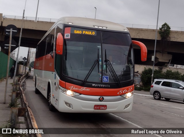 Viação Vale do Tietê 862 na cidade de São Paulo, São Paulo, Brasil, por Rafael Lopes de Oliveira. Número da foto: #11188163.