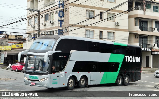 Transporte e Turismo Tiquin 3370 na cidade de Balneário Camboriú, Santa Catarina, Brasil, por Francisco Ivano. Número da foto: #11188114.