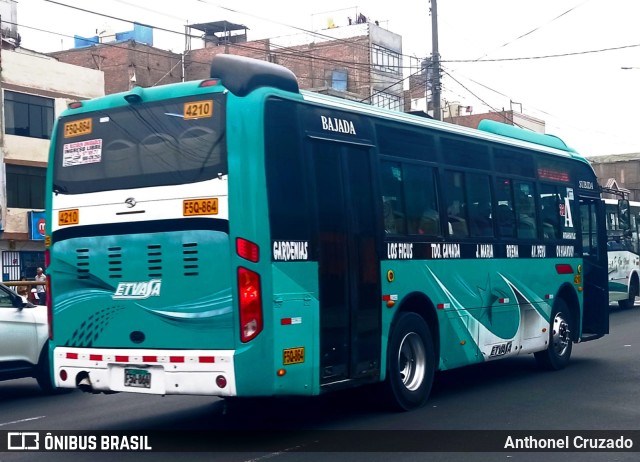 ETVASA - Empresa de Transportes Virgen de la Assunción S. A. 215 na cidade de Lima, Lima, Lima Metropolitana, Peru, por Anthonel Cruzado. Número da foto: #11187863.