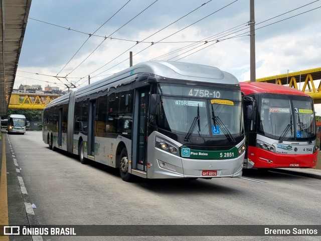 Via Sudeste Transportes S.A. 5 2851 na cidade de São Paulo, São Paulo, Brasil, por Brenno Santos. Número da foto: #11191484.
