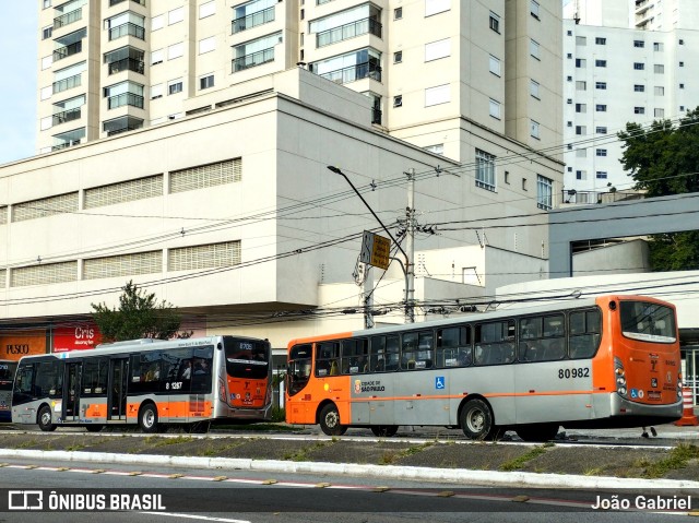 TRANSPPASS - Transporte de Passageiros 8 0982 na cidade de São Paulo, São Paulo, Brasil, por João Gabriel. Número da foto: #11191175.
