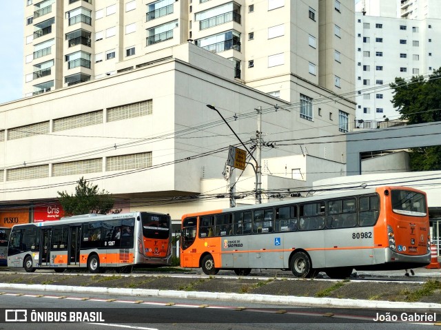 TRANSPPASS - Transporte de Passageiros 8 0982 na cidade de São Paulo, São Paulo, Brasil, por João Gabriel. ID da foto: 11191175.