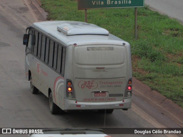 RRE Transportes 1700 na cidade de Belo Horizonte, Minas Gerais, Brasil, por Douglas Célio Brandao. Número da foto: #11195088.
