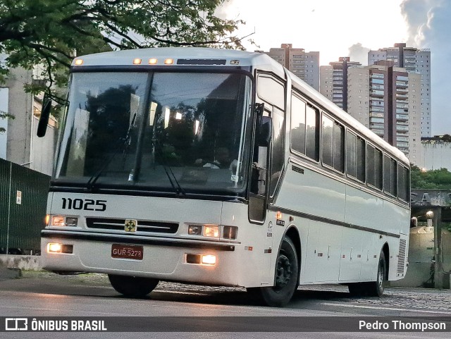 Empresa Gontijo de Transportes 11025 na cidade de Belo Horizonte, Minas Gerais, Brasil, por Pedro Thompson. ID da foto: 11194023.