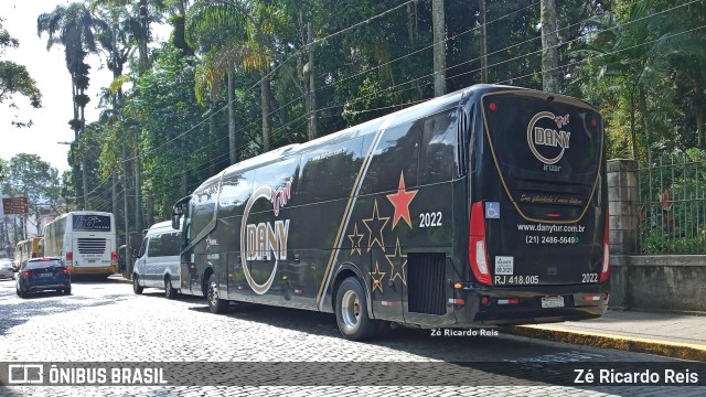 Dany Tur Excursões e Viagens RJ 418.005 na cidade de Petrópolis, Rio de Janeiro, Brasil, por Zé Ricardo Reis. ID da foto: 11194086.