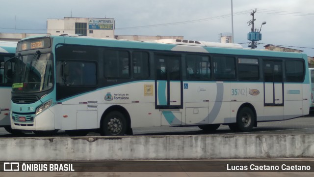 Rota Sol > Vega Transporte Urbano 35742 na cidade de Fortaleza, Ceará, Brasil, por Lucas Caetano. Número da foto: #11194348.