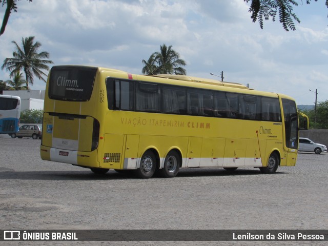 Viação Itapemirim 9525 na cidade de Caruaru, Pernambuco, Brasil, por Lenilson da Silva Pessoa. Número da foto: #11197959.