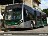 Via Sudeste Transportes S.A. 5 2038 na cidade de São Paulo, São Paulo, Brasil, por Vinicius Martins. Número da foto: #:id.