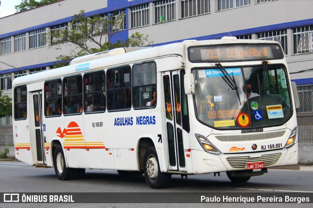 Viação Agulhas Negras RJ 169.001 na cidade de Volta Redonda, Rio de Janeiro, Brasil, por Paulo Henrique Pereira Borges. Número da foto: #11202174.