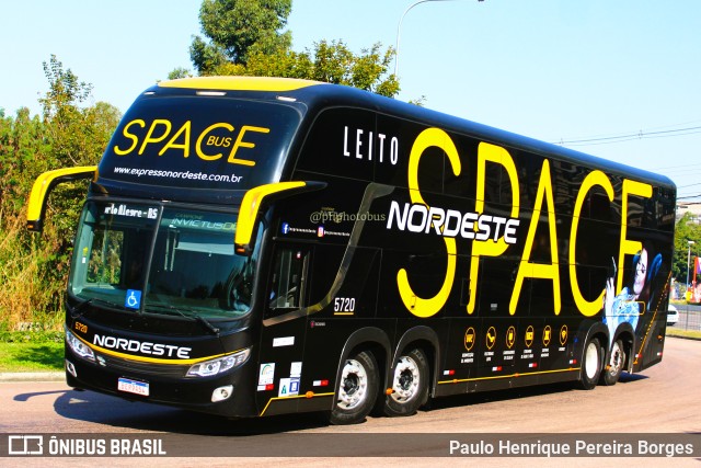 Expresso Nordeste 5720 na cidade de Curitiba, Paraná, Brasil, por Paulo Henrique Pereira Borges. Número da foto: #11202102.