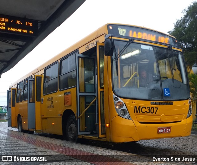 Auto Viação Mercês MC307 na cidade de Curitiba, Paraná, Brasil, por Everton S de Jesus. Número da foto: #11202851.