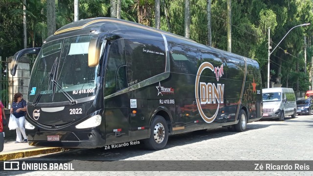 Dany Tur Excursões e Viagens RJ 418.005 na cidade de Petrópolis, Rio de Janeiro, Brasil, por Zé Ricardo Reis. Número da foto: #11203478.
