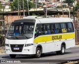 Escolares 6A68 na cidade de Belo Horizonte, Minas Gerais, Brasil, por Rafael Cota. ID da foto: :id.