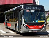 Express Transportes Urbanos Ltda 4 8830 na cidade de São Paulo, São Paulo, Brasil, por Hipólito Rodrigues. Número da foto: #:id.
