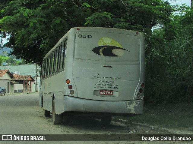 Transportes Reis & Turismo 0210 na cidade de Santa Maria de Itabira, Minas Gerais, Brasil, por Douglas Célio Brandao. ID da foto: 11208154.