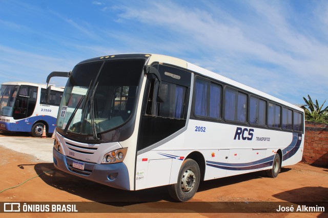 RCS Transporte 2052 na cidade de Pirapora, Minas Gerais, Brasil, por José Alkmim. ID da foto: 11205568.