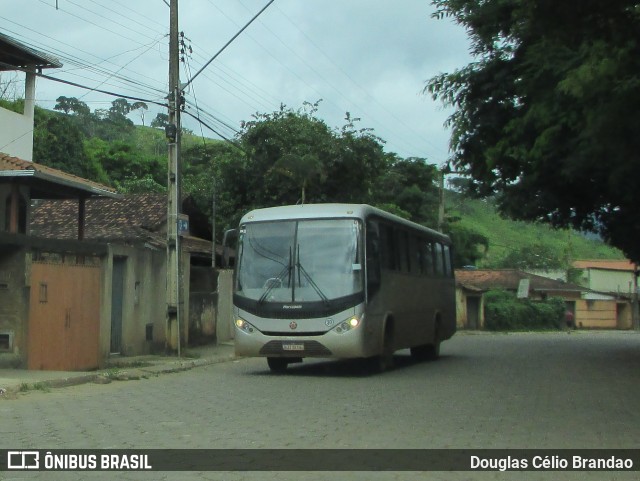 Ônibus Particulares 37 na cidade de Santa Maria de Itabira, Minas Gerais, Brasil, por Douglas Célio Brandao. ID da foto: 11208008.