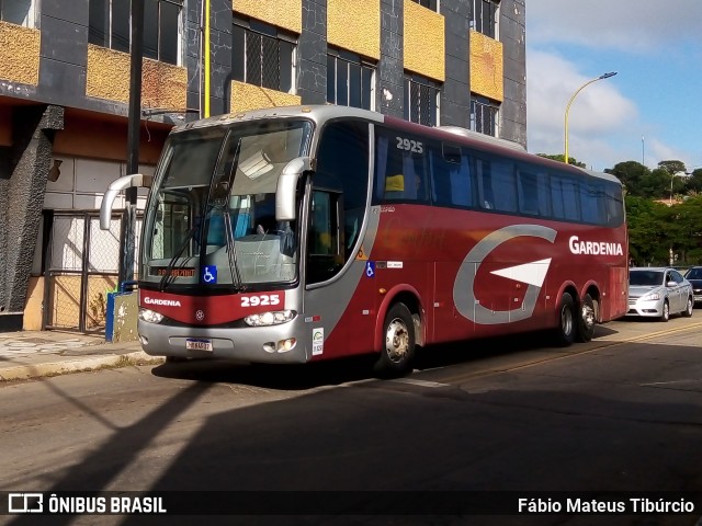 Expresso Gardenia 2925 na cidade de Três Corações, Minas Gerais, Brasil, por Fábio Mateus Tibúrcio. Número da foto: #11208635.