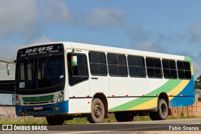 Ônibus Particulares 9E56 na cidade de São Miguel do Guamá, Pará, Brasil, por Fabio Soares. Número da foto: #11211608.
