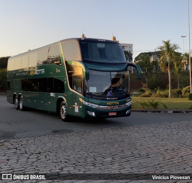 Viação Motta 18004 na cidade de Americana, São Paulo, Brasil, por Vinicius Piovesan. Número da foto: #11211541.