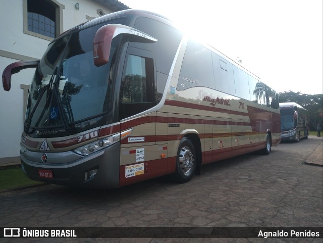 Santa Maria Fretamento e Turismo > Transportes Santa Maria(SP) 710 na cidade de Tatuí, São Paulo, Brasil, por Agnaldo Penides. Número da foto: #11211989.