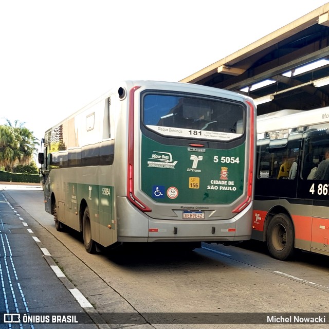 Move 5 5054 na cidade de São Paulo, São Paulo, Brasil, por Michel Nowacki. Número da foto: #11211516.